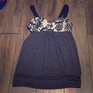 FINAL💵DROP Lululemon workout tank sz 6